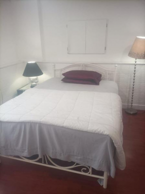 Langley BNB - Minutes to Downtown, Transit, Parks & Shopping